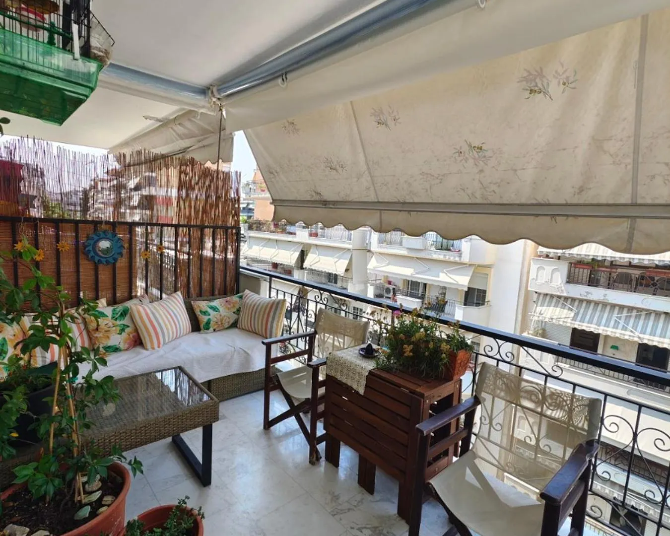 Δωμάτια σε οικογενειακή κατοικία Private Room In A Shared Flat Θεσσαλονίκη Ελλάδα